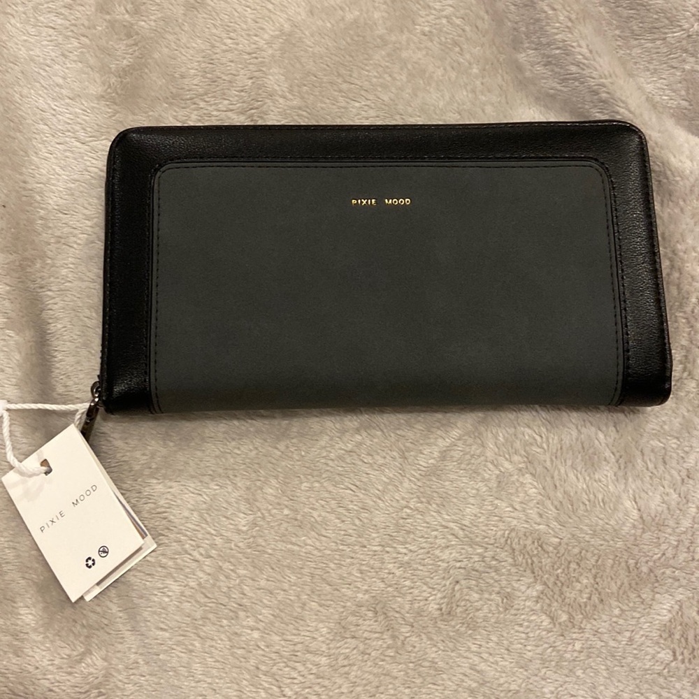Emma wallet from Pixie Mood